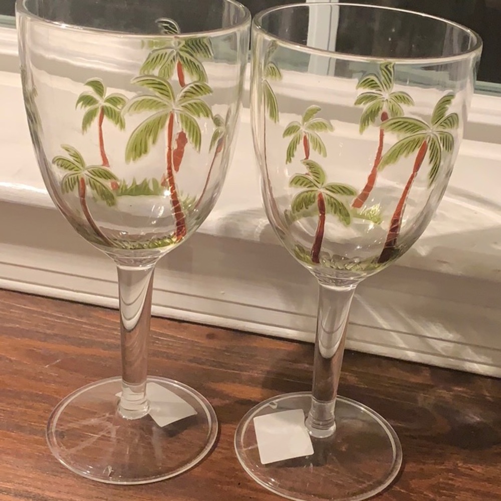 Plastic palm tree wine glasses!